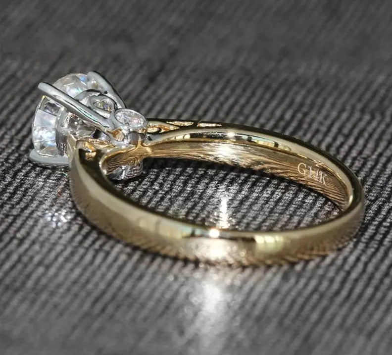 14k Yellow & White Gold Vintage Moissanite Ring 1ct Moissanite Engagement Rings & Jewelry | Luxus Moissanite