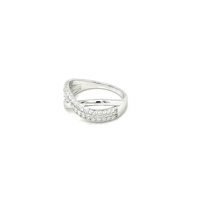 925 SILVER THROUGH THICK AND THIN CRISS CROSS MOISSANITE RING W/ HIGH POLISH AND POETRY CARD Moissanite Engagement Rings & Jewelry | Luxus Moissanite