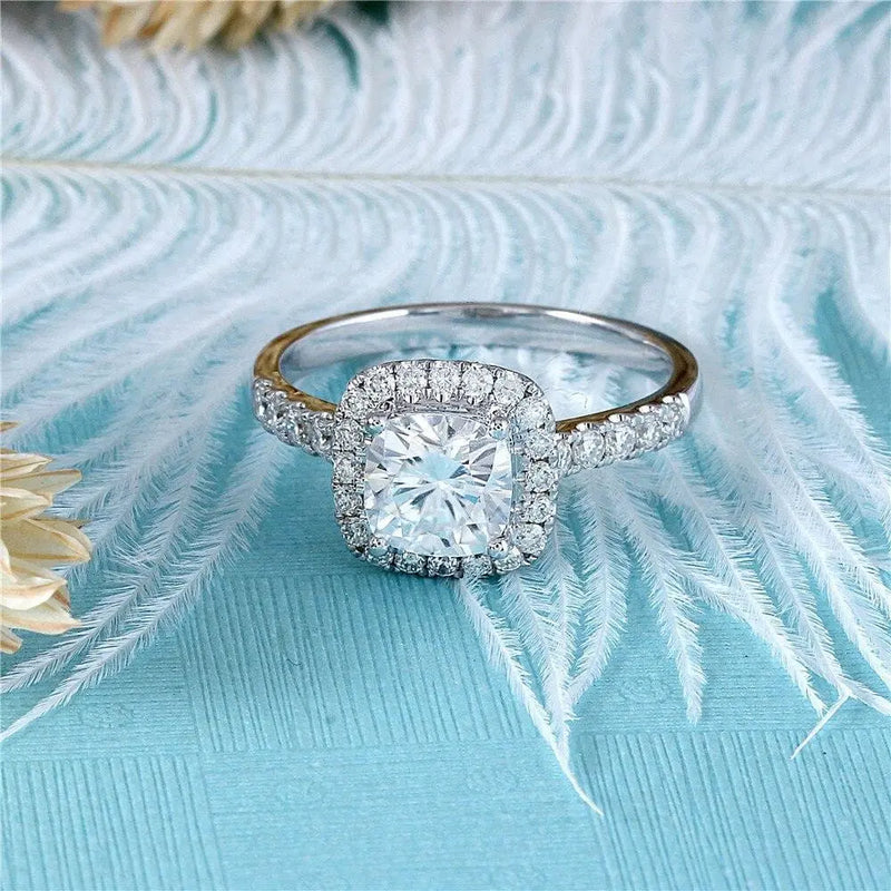 10k / 14k White Gold Halo Moissanite Ring 1.6ct Total Moissanite Engagement Rings & Jewelry | Luxus Moissanite