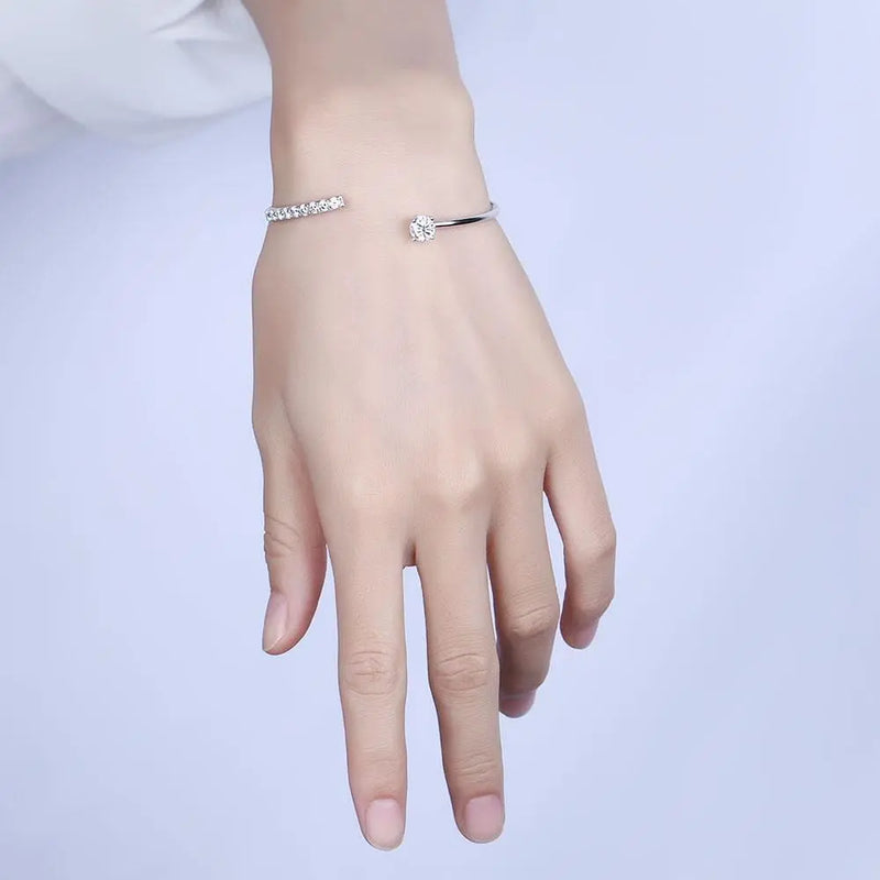 10k White / Yellow / Rose Gold Moissanite Bracelet 2ctw Moissanite Engagement Rings & Jewelry | Luxus Moissanite