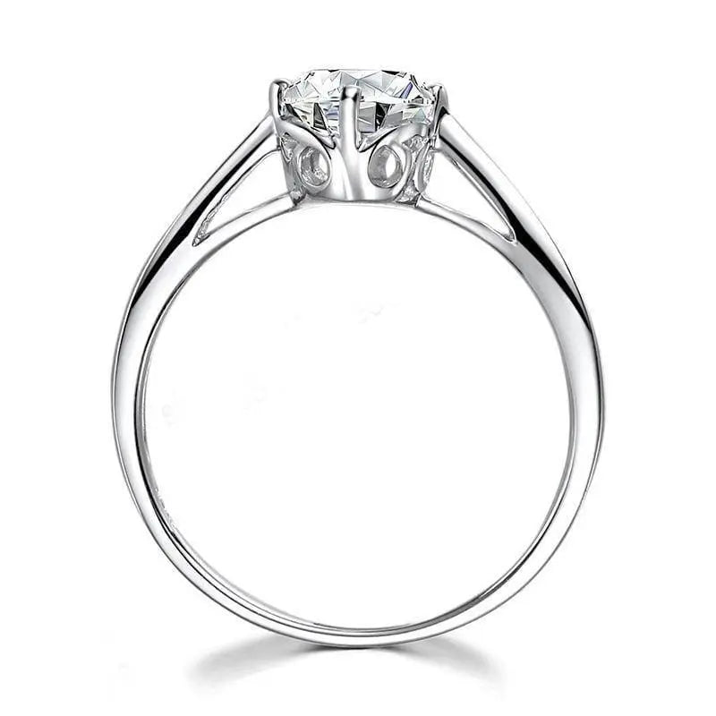 10k White Gold Solitaire Moissanite Ring 0.8ct Moissanite Engagement Rings & Jewelry | Luxus Moissanite