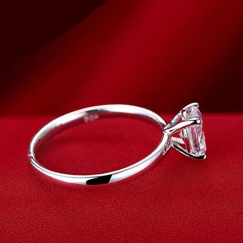 10k White Gold Solitaire Oval Cut Moissanite Ring 0.75ct Moissanite Engagement Rings & Jewelry | Luxus Moissanite
