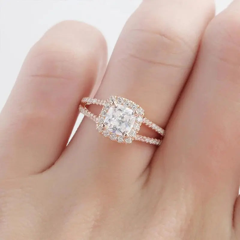 14K ROSE GOLD HALO MOISSANITE ENGAGEMENT RING 1CT Moissanite Engagement Rings & Jewelry | Luxus Moissanite