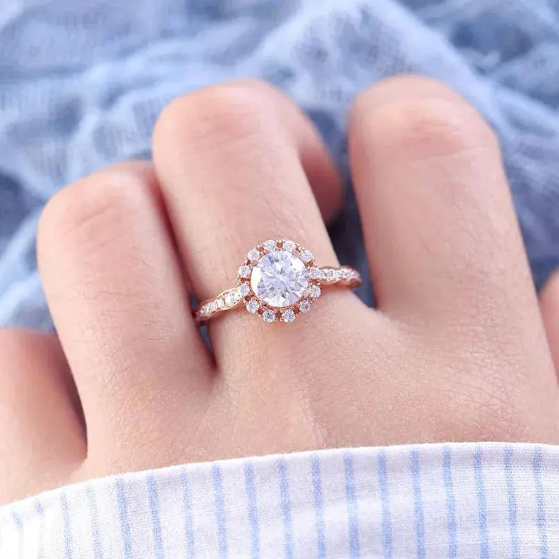 14K ROSE GOLD MOISSANITE HALO ENGAGEMENT RING 1CT Moissanite Engagement Rings & Jewelry | Luxus Moissanite | Rose Gold Halo Ring