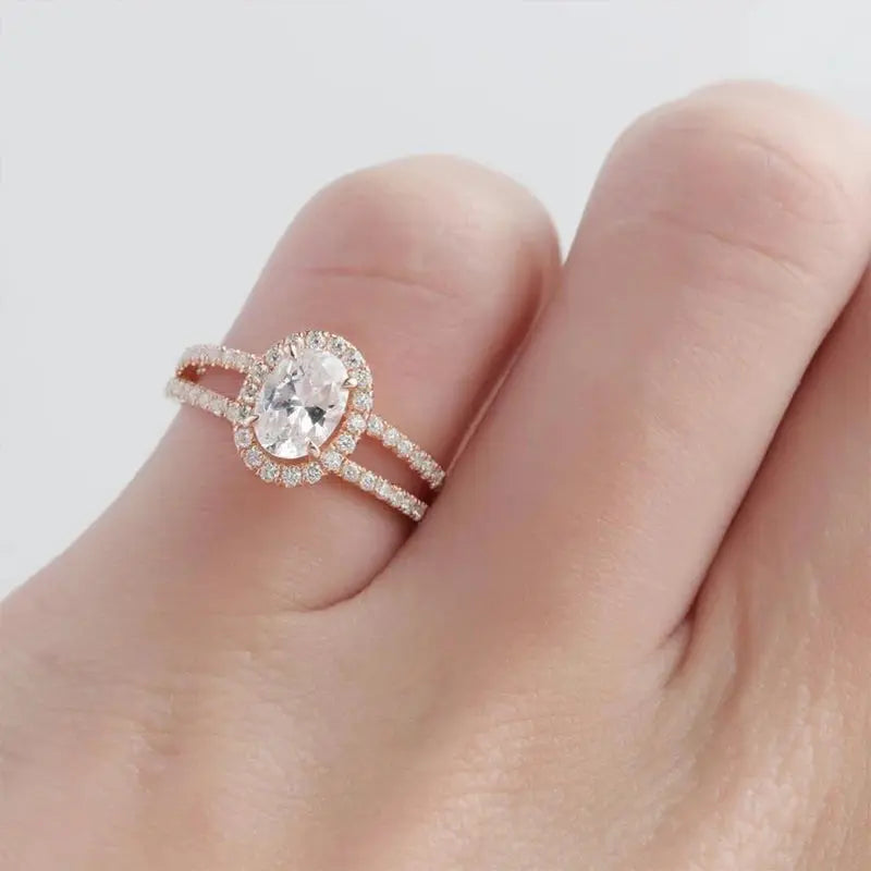 14K ROSE GOLD OVAL MOISSANITE HALO ENGAGEMENT RING Moissanite Engagement Rings & Jewelry | Luxus Moissanite