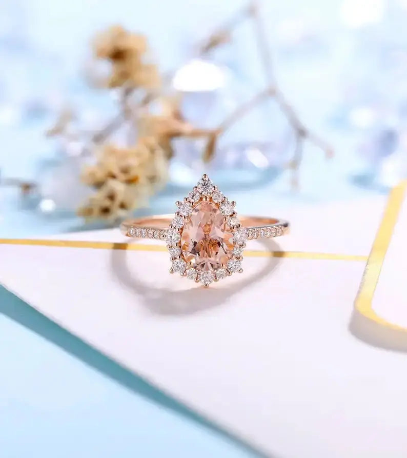 14K ROSE GOLD PEAR CUT HALO ENGAGEMENT RING 1.25ct Moissanite Engagement Rings & Jewelry | Luxus Moissanite