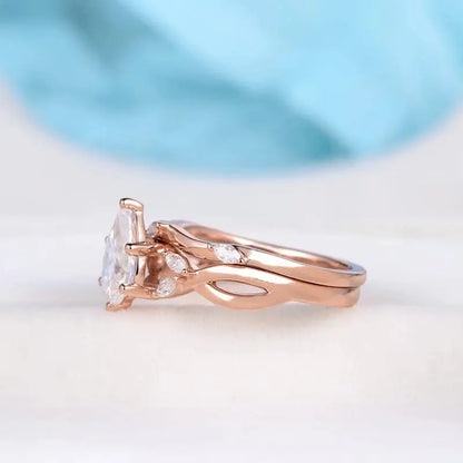 14K ROSE GOLD PEAR CUT MOISSANITE ENGAGEMENT RING 1.5CT Moissanite Engagement Rings & Jewelry | Luxus Moissanite