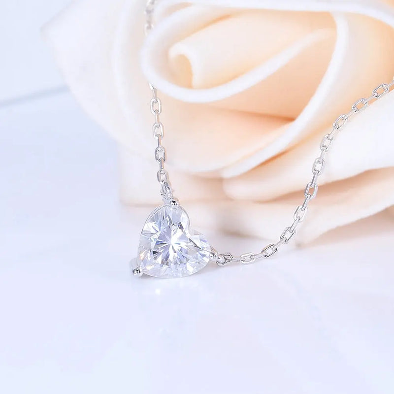 14k White Gold Heart Shaped Moissanite Necklace 1ct Moissanite Engagement Rings & Jewelry | Luxus Moissanite