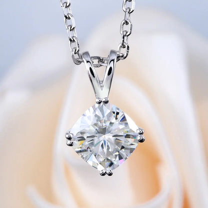 14k White Gold Moissanite Necklace / Pendant 2ct Moissanite Engagement Rings & Jewelry | Luxus Moissanite