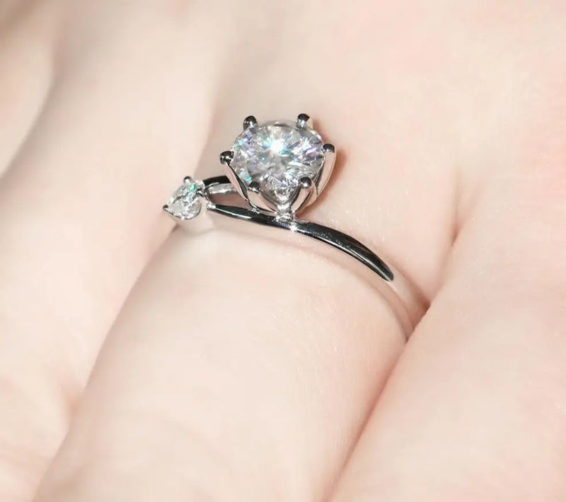 14k White Gold Solitaire Moissanite 2 Stone Ring 1ct Main Stone Moissanite Engagement Rings & Jewelry | Luxus Moissanite
