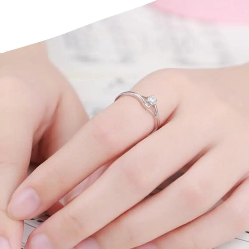 14k White Gold Solitaire Moissanite Engagement Ring 0.3ct Moissanite Engagement Rings & Jewelry | Luxus Moissanite
