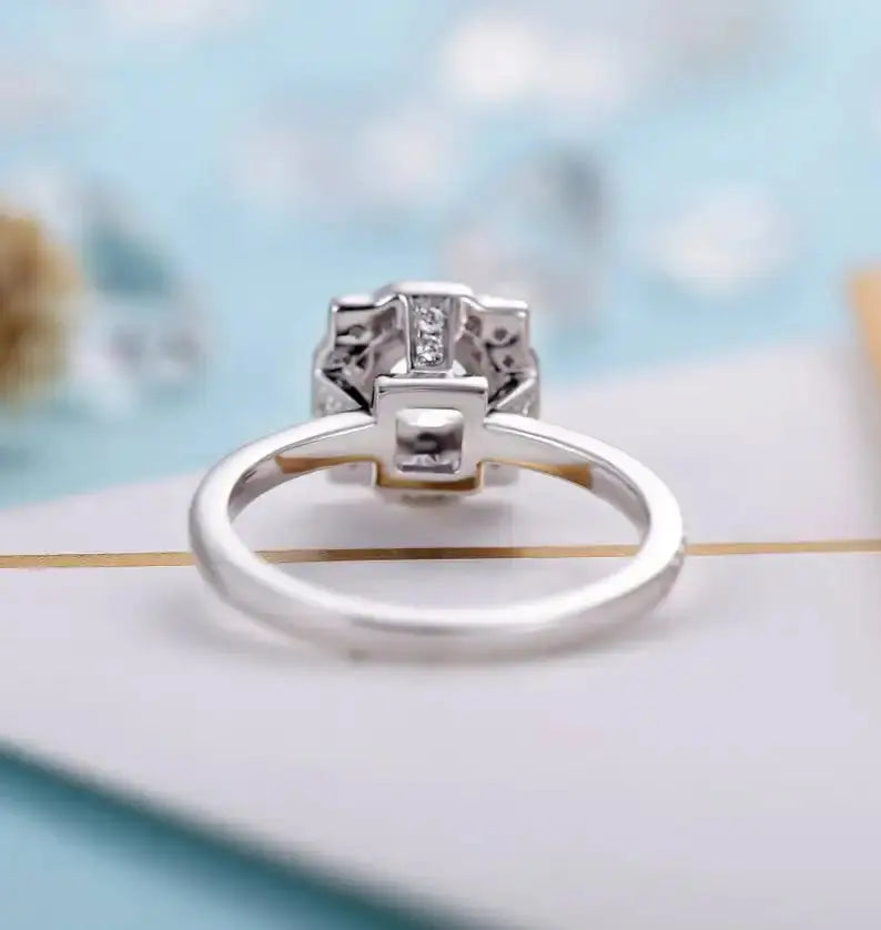 18K WHITE GOLD HALO MOISSANITE ENGAGEMENT RING Moissanite Engagement Rings & Jewelry | Luxus Moissanite