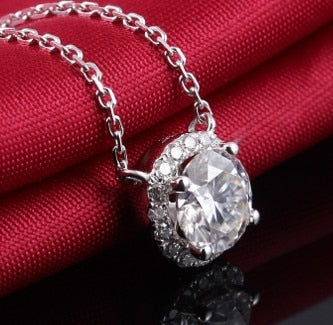 18k White Gold Halo Moissanite Necklace / Pendant 1ct Center Stone Moissanite Engagement Rings & Jewelry | Luxus Moissanite