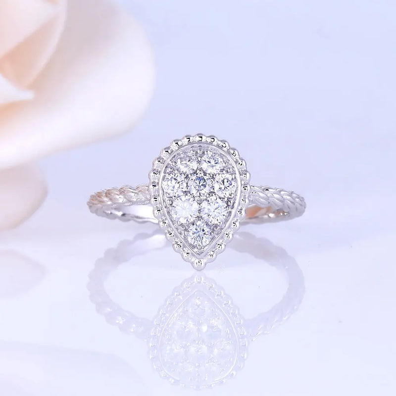 18k White Gold Vintage Moissanite Ring 0.45ct Total Moissanite Engagement Rings & Jewelry | Luxus Moissanite