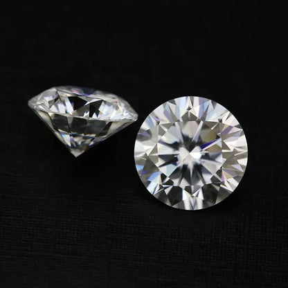 Bulk Order Small Round Moissanite Loose Stones - 0.5ctw For Each Order - 0.9mm - 3.0mm Stones Moissanite Engagement Rings & Jewelry | Luxus Moissanite