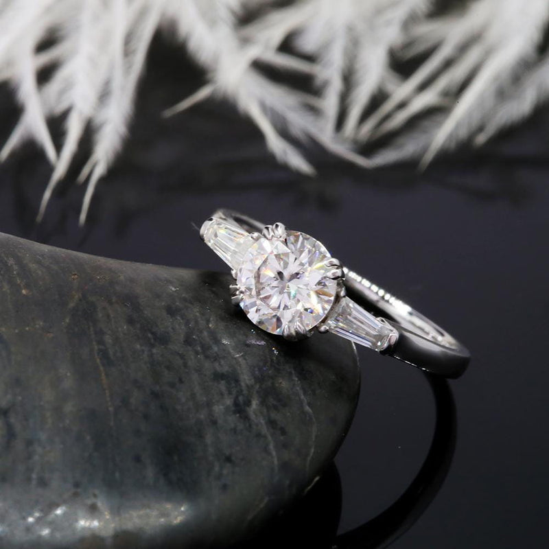 Platinum Plated Silver 3 Stone Moissanite Ring 1ct Center Stone Moissanite Engagement Rings & Jewelry | Luxus Moissanite