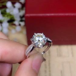 Platinum Plated Silver Moissanite Ring 1ct - 3ct Options Moissanite Engagement Rings & Jewelry | Luxus Moissanite