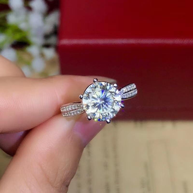 Platinum Plated Silver Moissanite Ring 1ct - 3ct Options Moissanite Engagement Rings & Jewelry | Luxus Moissanite