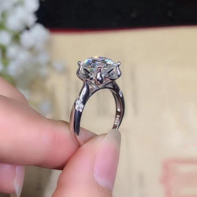 Platinum Plated Silver Moissanite Ring 1ct, 2ct, 3ct Options Moissanite Engagement Rings & Jewelry | Luxus Moissanite - Sparkle for Less - Shop Our Exclusive Platinum Plated Silver Moissanite Ring Sale Now