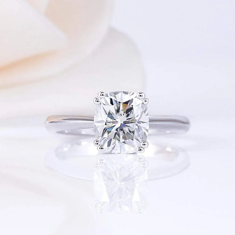 Platinum Plated Silver Solitaire Moissanite Ring 2ct Moissanite Engagement Rings & Jewelry | Luxus Moissanite