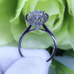 Platinum Plated Silver Vintage Moissanite Ring 0.8ct or 1ct Moissanite Engagement Rings & Jewelry | Luxus Moissanite