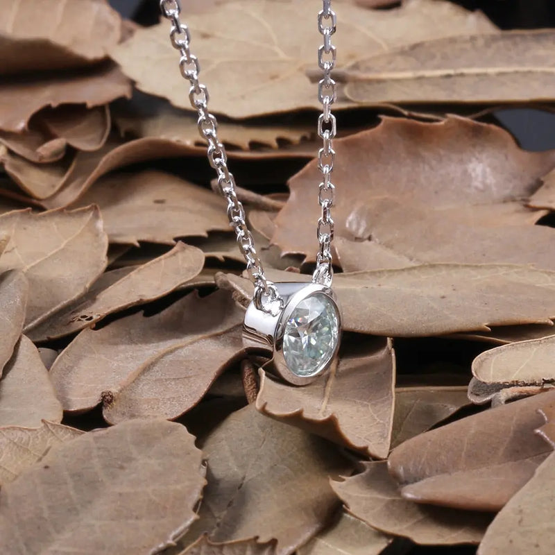 Slight Blue Moissanite Stone Necklace Platinum Plated Silver 1ct Moissanite Engagement Rings & Jewelry | Luxus Moissanite