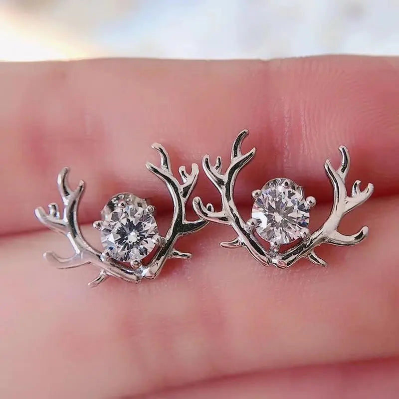 White Gold Plated Silver Deer Moissanite Stud Earrings 1ctw Moissanite Engagement Rings & Jewelry | Luxus Moissanite