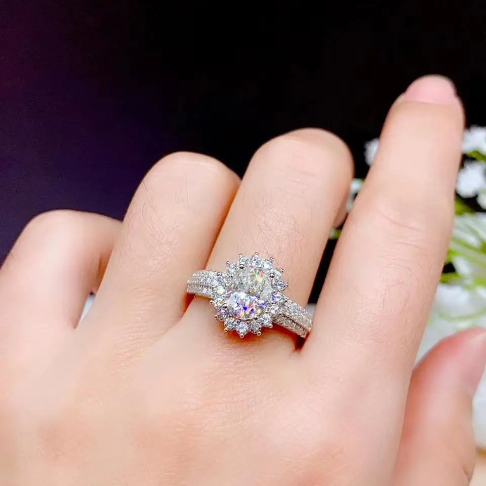 White Gold Plated Silver Halo Moissanite Ring 1.5ct Center Stone Moissanite Engagement Rings & Jewelry | Luxus Moissanite  | Stunning Engagement Rings