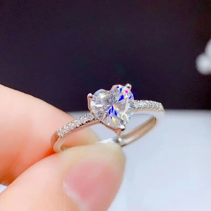 White Gold Plated Silver Heart Cut Moissanite Ring 1ct Center Stone Moissanite Engagement Rings & Jewelry | Luxus Moissanite