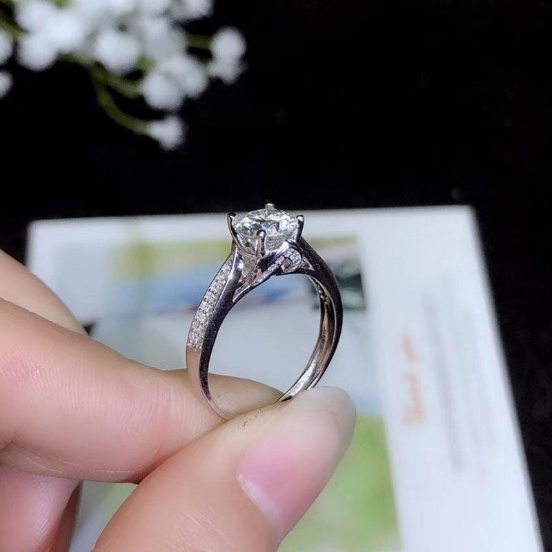 White Gold Plated Silver Moissanite Ring 1ct Moissanite Engagement Rings & Jewelry - Moissanite Ring for Sale | Luxus Moissanite