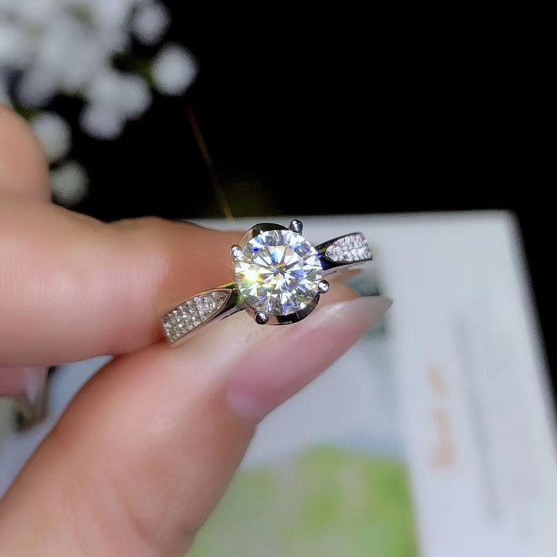 White Gold Plated Silver Moissanite Ring 1ct Moissanite Engagement Rings & Jewelry - Moissanite Ring for Sale| Luxus Moissanite
