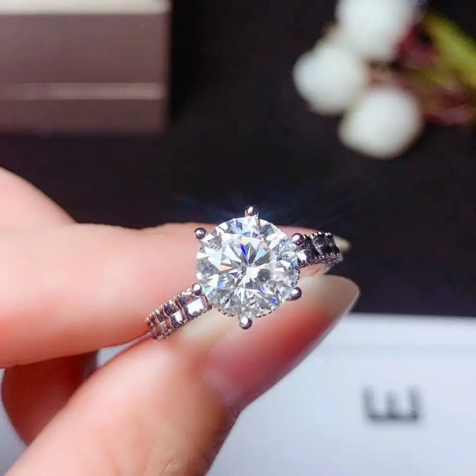 White Gold Plated Silver Vintage Moissanite Ring 0.5ct - 3ct Options Moissanite Engagement Rings & Jewelry | Luxus Moissanite