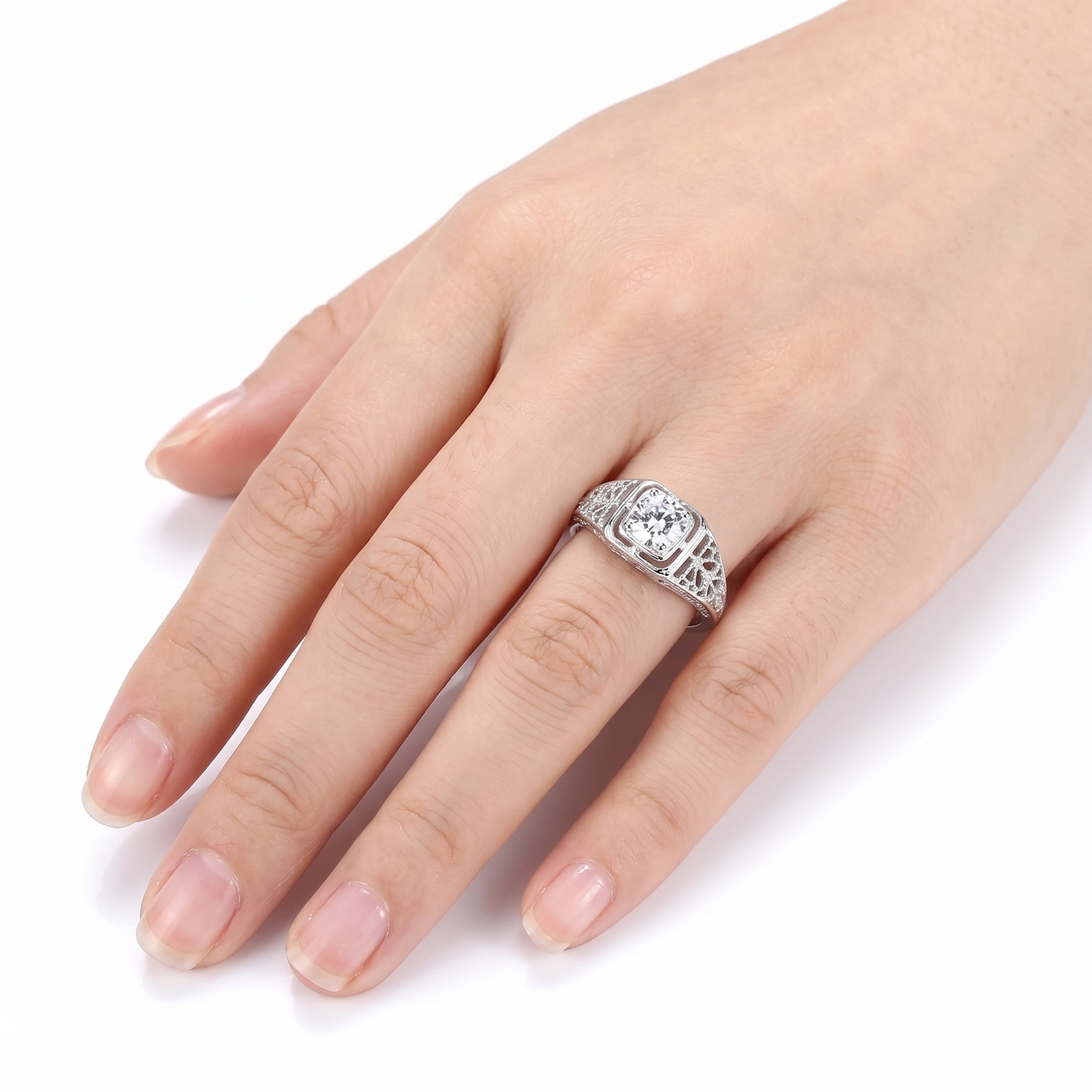 14k White Gold Vintage / Unique Moissanite Rings for Wedding 0.4ct