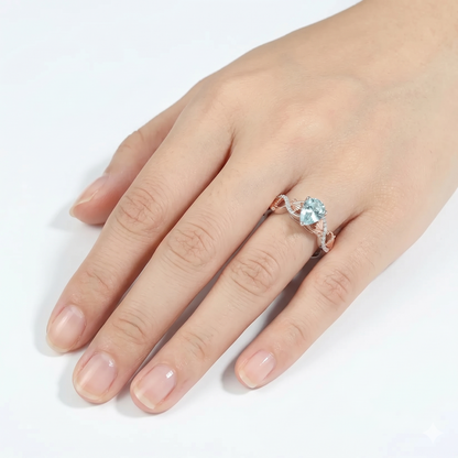 White And Rose Gold Blue Pear Cut Moissanite Engagement Ring 1ct