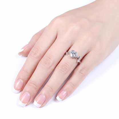 14k White Gold Moissanite Heartbeat Engagement Ring 0.7ct
