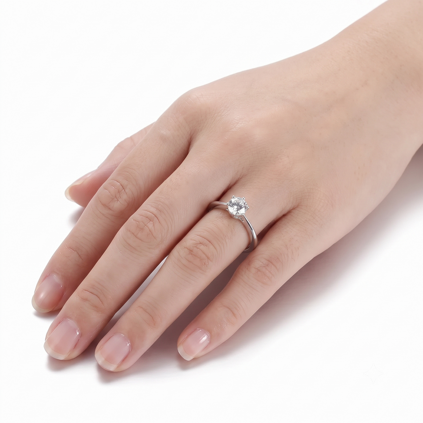 White Gold Plated Silver Solitaire Moissanite Engagement Ring for Female 0.5ct